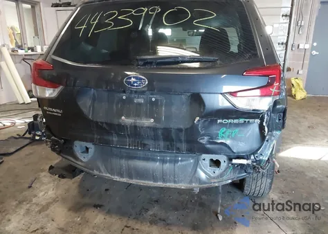 2019 Subaru Forester Limited z USA, uszkodzony, nr VIN JF2SKAUC3KH590147